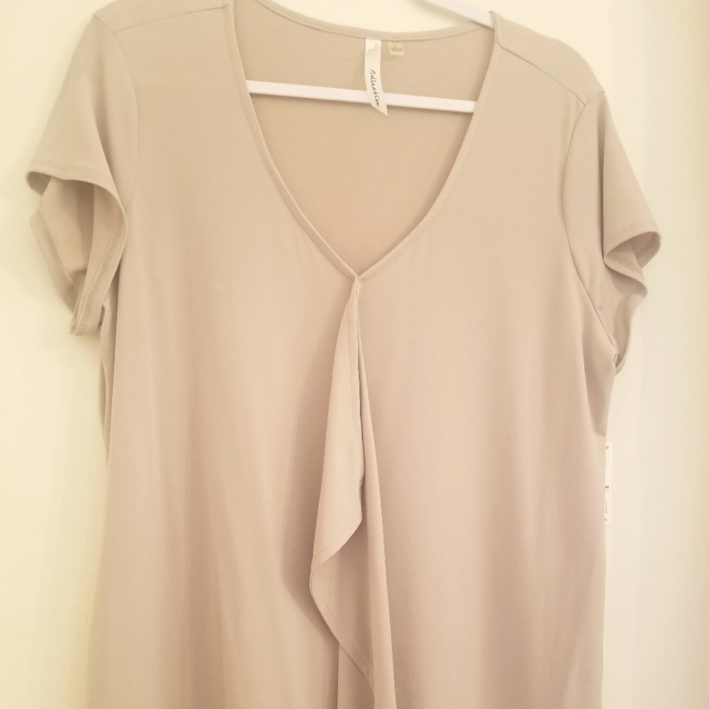 Two  New York collection size large Evening Blue and Sesam  Blouses....